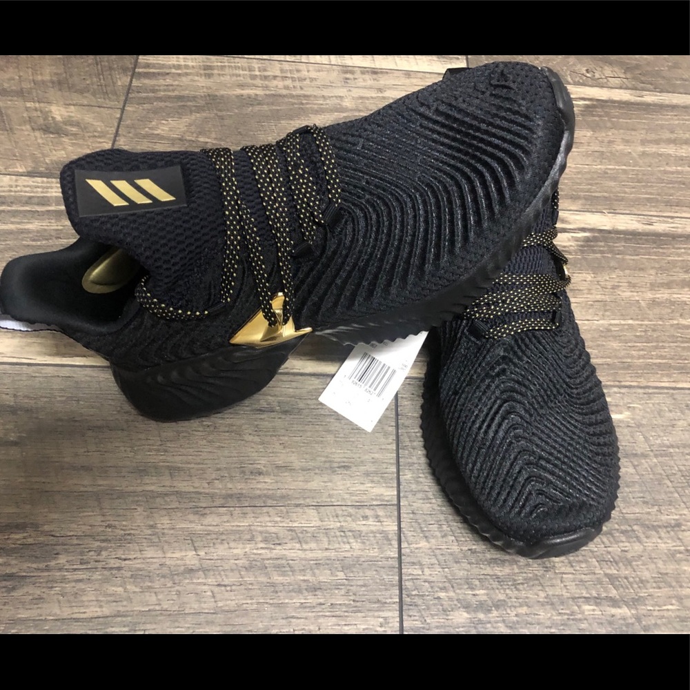 ALPHABOOST SHOES